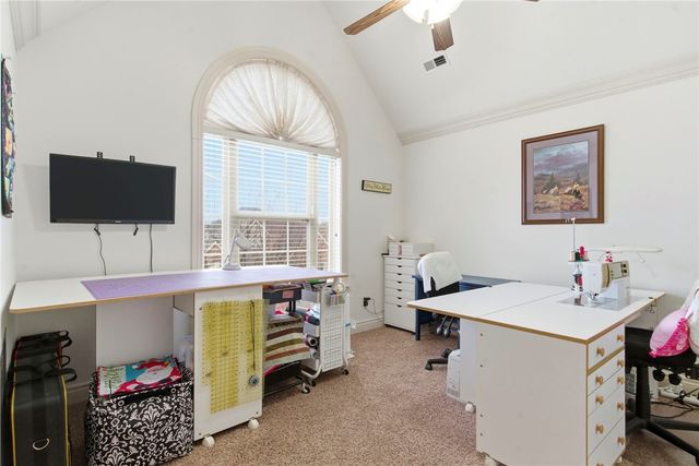 6405 44th Street, Rogers, AR 72758