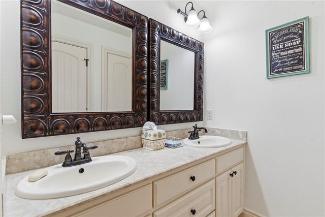 6405 44th Street, Rogers, AR 72758