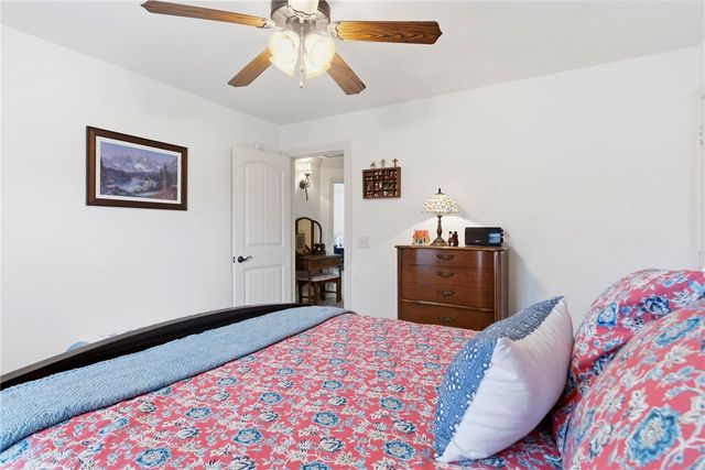 6405 44th Street, Rogers, AR 72758