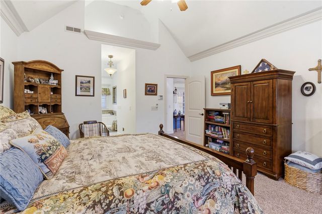 6405 44th Street, Rogers, AR 72758