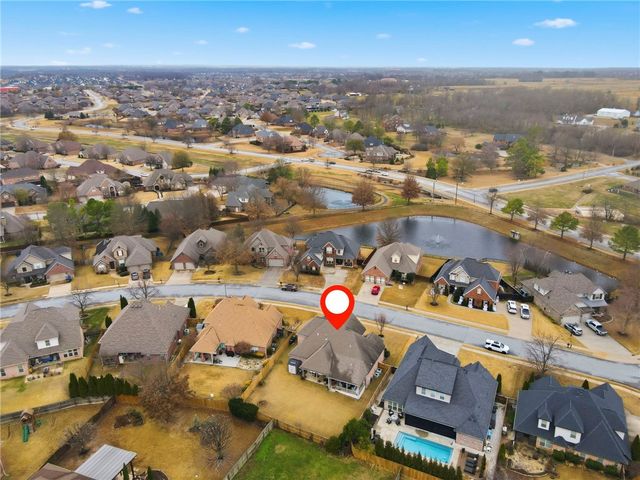 6405 44th Street, Rogers, AR 72758