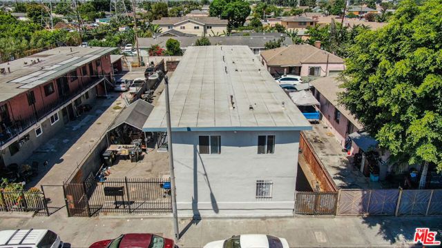 9021 Compton Avenue, Los Angeles, CA 90002