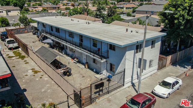 9021 Compton Avenue, Los Angeles, CA 90002