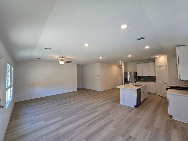 5717 Rushing River Way, Mckinney, TX 75071