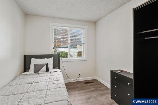 4661 Princess Ct NE, Salem, OR 97308