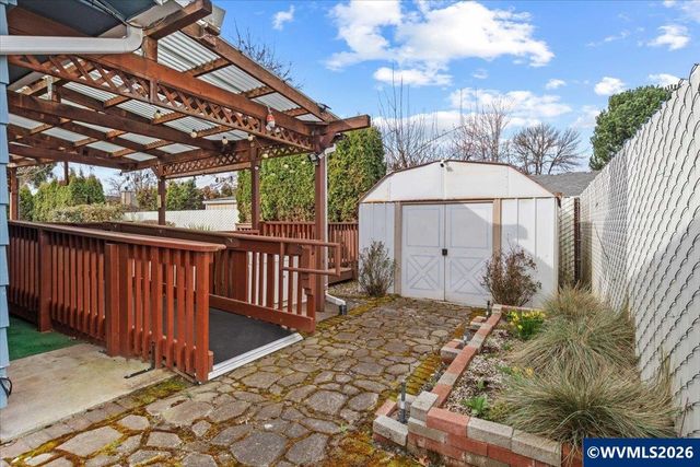 4661 Princess Ct NE, Salem, OR 97308