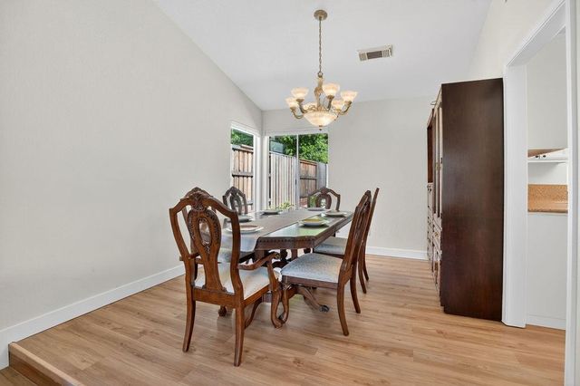 122 Goodell Rd, Folsom, CA 95630
