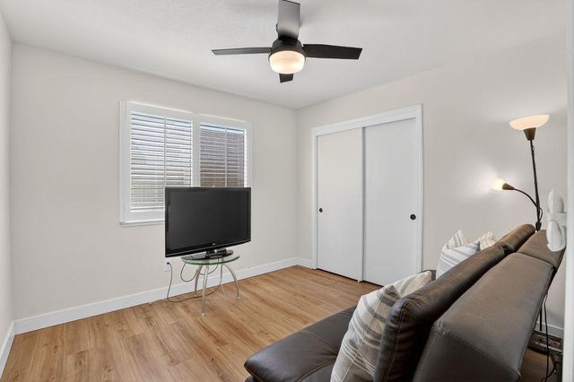122 Goodell Rd, Folsom, CA 95630