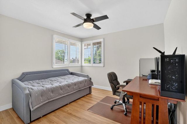 122 Goodell Rd, Folsom, CA 95630