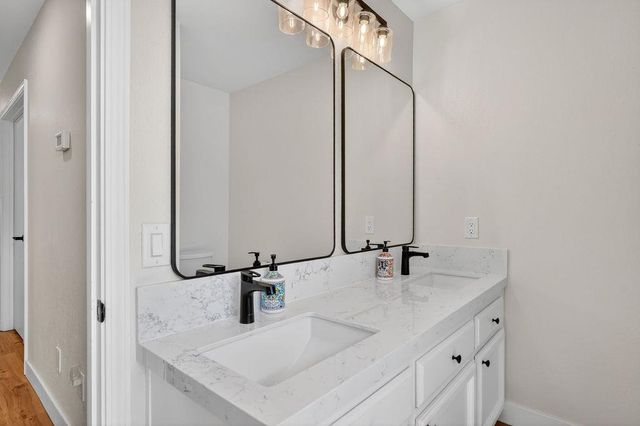 122 Goodell Rd, Folsom, CA 95630