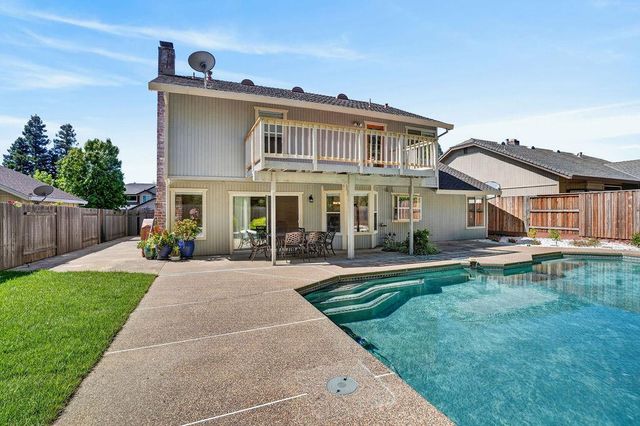 122 Goodell Rd, Folsom, CA 95630