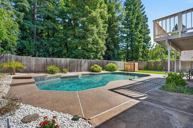 122 Goodell Rd, Folsom, CA 95630