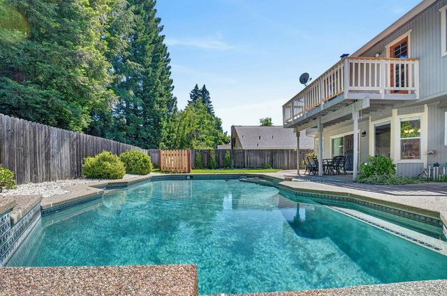 122 Goodell Rd, Folsom, CA 95630