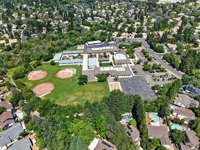 122 Goodell Rd, Folsom, CA 95630