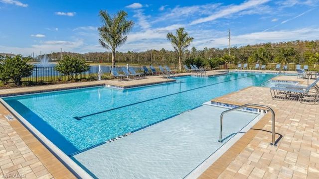 8321 EVERLY PRESERVE DR, Lehigh Acres, FL 33971