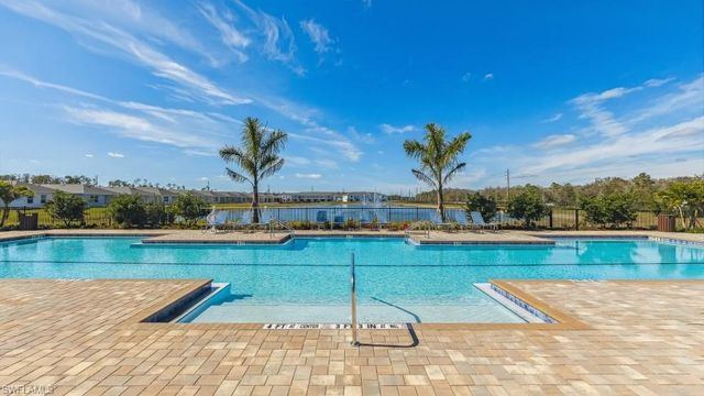 8321 EVERLY PRESERVE DR, Lehigh Acres, FL 33971