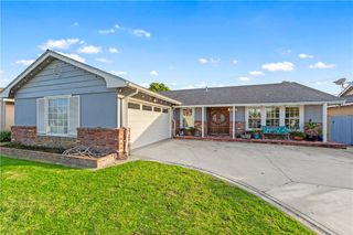 6682 Alexandria, Huntington Beach, CA 92647