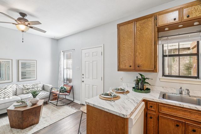 4401 Speedway 105, Austin, TX 78751