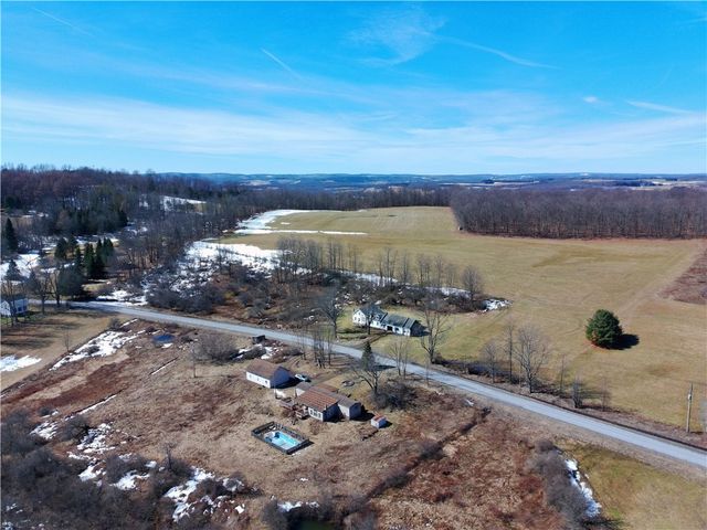 1017 Humphrey Road, Hamilton, NY 13346