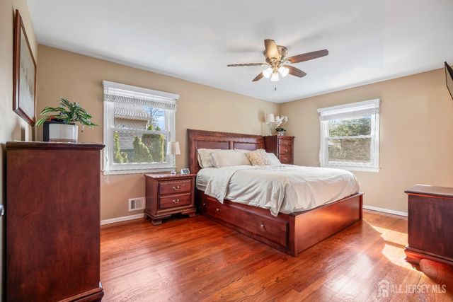 17 Carter Road, East Brunswick, NJ 08816