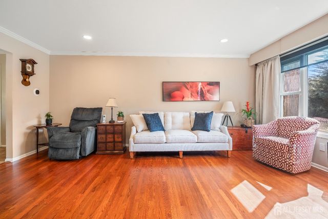 17 Carter Road, East Brunswick, NJ 08816