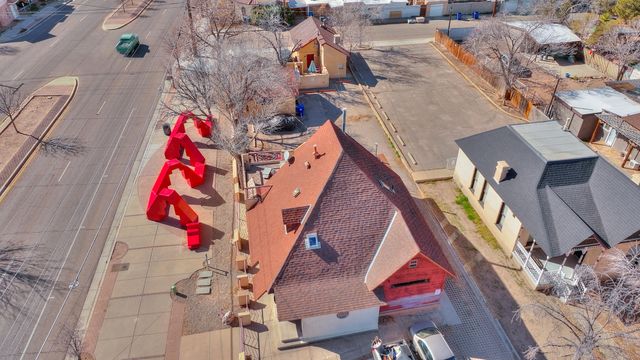 807 8th Street NW, Albuquerque, NM 87102