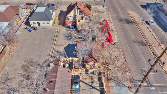 807 8th Street NW, Albuquerque, NM 87102