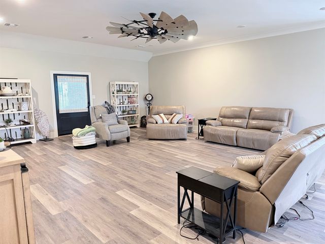 163 Chase Dr, Bourg, LA 70343