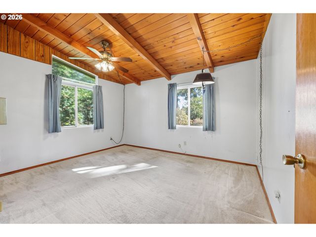 12825 Se LINCOLN St, Portland, OR 97233