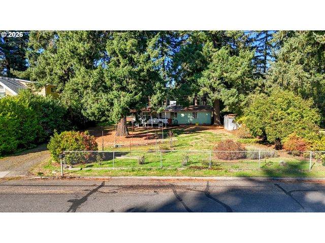 12825 Se LINCOLN St, Portland, OR 97233