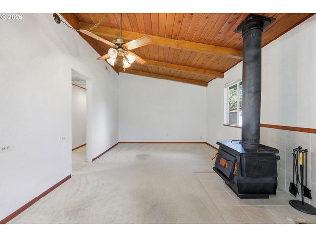 12825 Se LINCOLN St, Portland, OR 97233