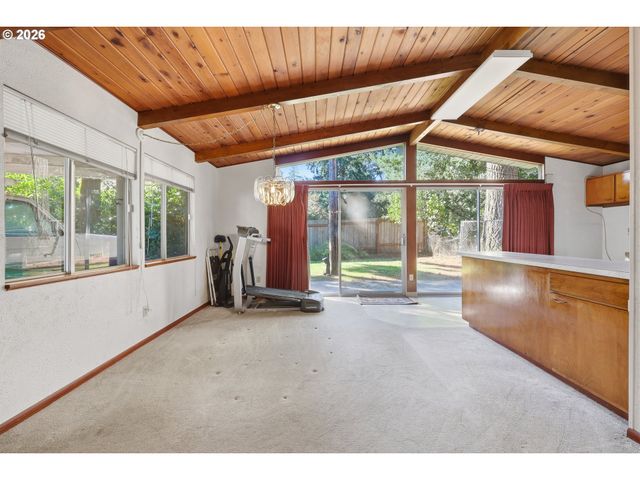 12825 Se LINCOLN St, Portland, OR 97233