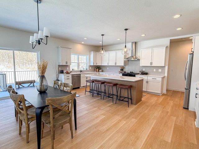 W254N5593 Crescent Hill DRIVE, Sussex, WI 53089
