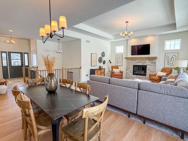 W254N5593 Crescent Hill DRIVE, Sussex, WI 53089