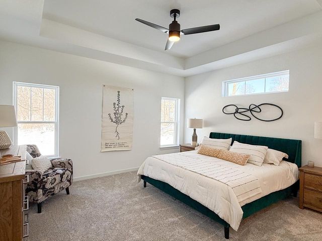 W254N5593 Crescent Hill DRIVE, Sussex, WI 53089