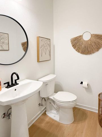 W254N5593 Crescent Hill DRIVE, Sussex, WI 53089