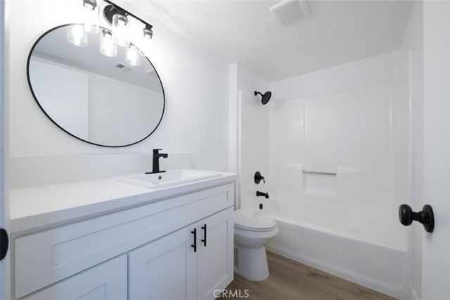 16465 Green Tree, Victorville, CA 92395