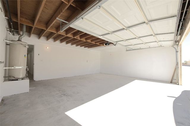 16465 Green Tree, Victorville, CA 92395