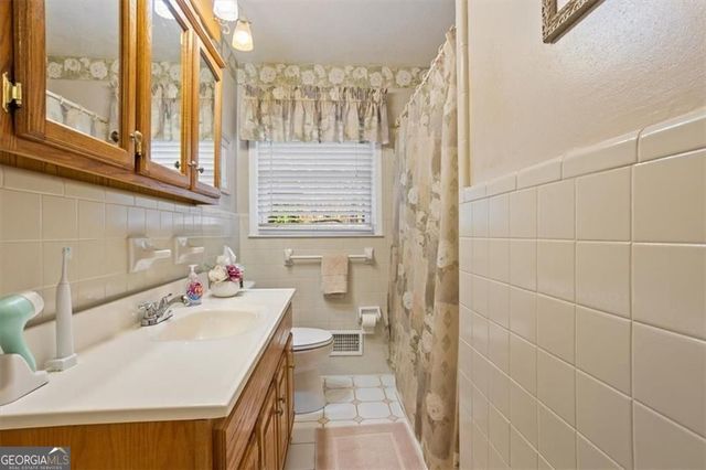 13355 Holly Road, Roswell, GA 30075