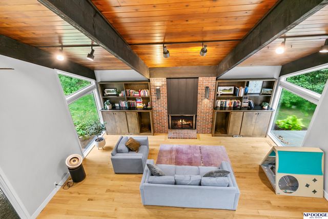 3056 Armbrust Drive, Omaha, NE 68124