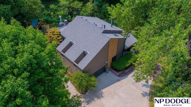 3056 Armbrust Drive, Omaha, NE 68124