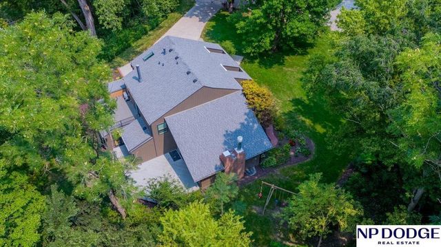 3056 Armbrust Drive, Omaha, NE 68124