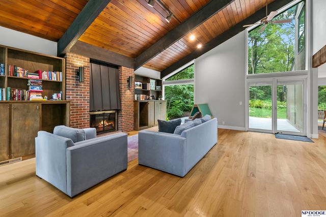 3056 Armbrust Drive, Omaha, NE 68124