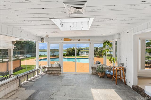996 Wateredge Place, Hewlett Harbor, NY 11557