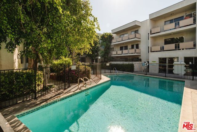 6251 Coldwater Canyon Avenue 310, Los Angeles, CA 91606