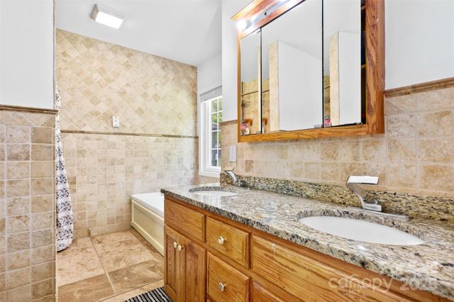 107 Cliffwood Drive, Hudson, NC 28638