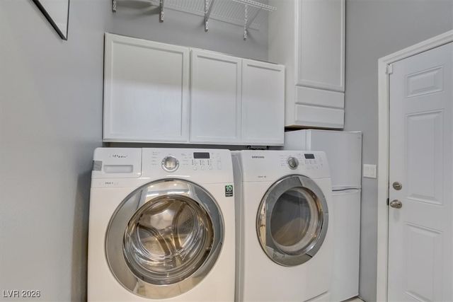 19 Droplet Street, Las Vegas, NV 89110