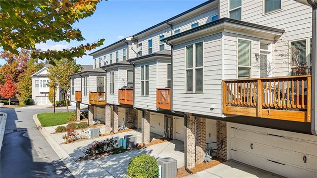 2207 Parkside Glen View, Duluth, GA 30097