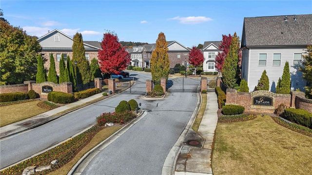 2207 Parkside Glen View, Duluth, GA 30097