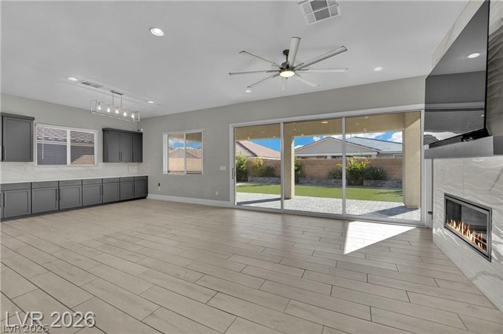 10937 Krista Leigh Avenue, Las Vegas, NV 89166 — photo 4